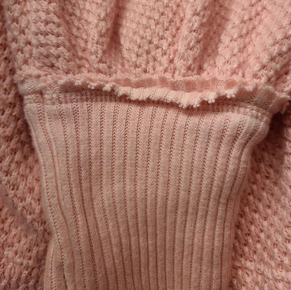 NWT We the free size S faded coral sweater - Picture 10 of 15